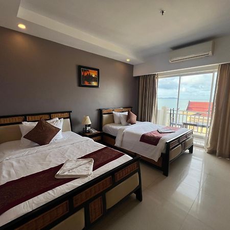 Aristocrat Residence & Hotel Sihanoukville Esterno foto