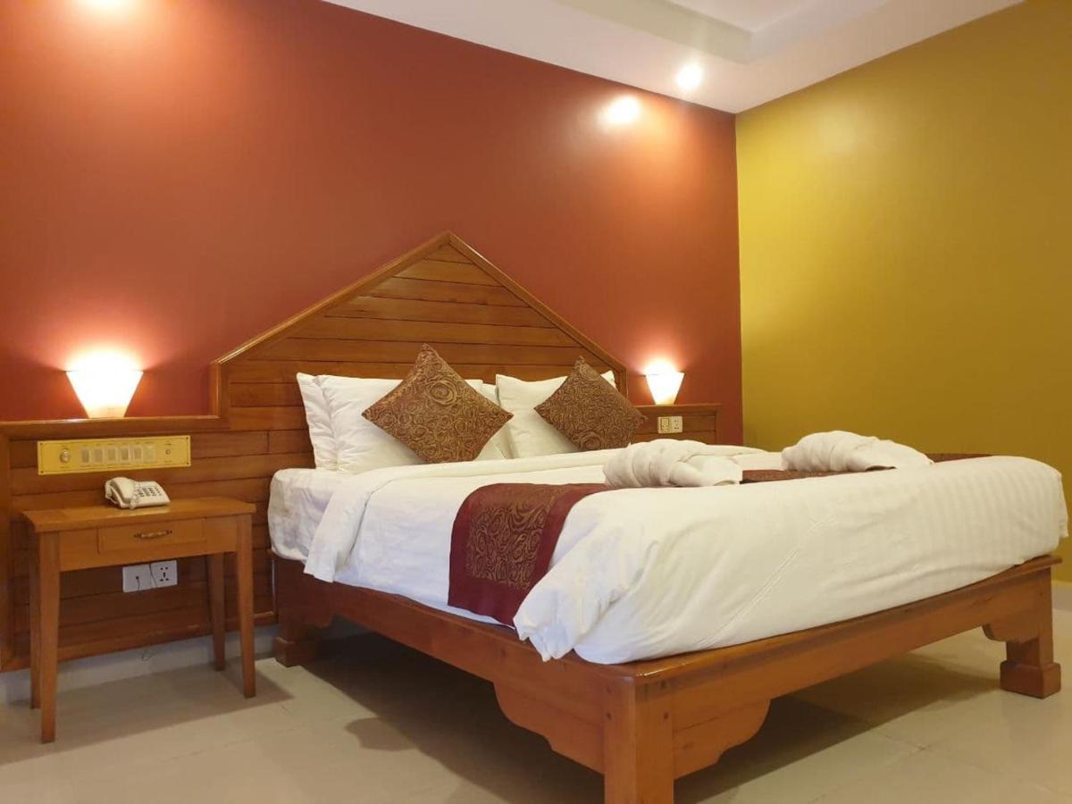Aristocrat Residence & Hotel Sihanoukville Esterno foto
