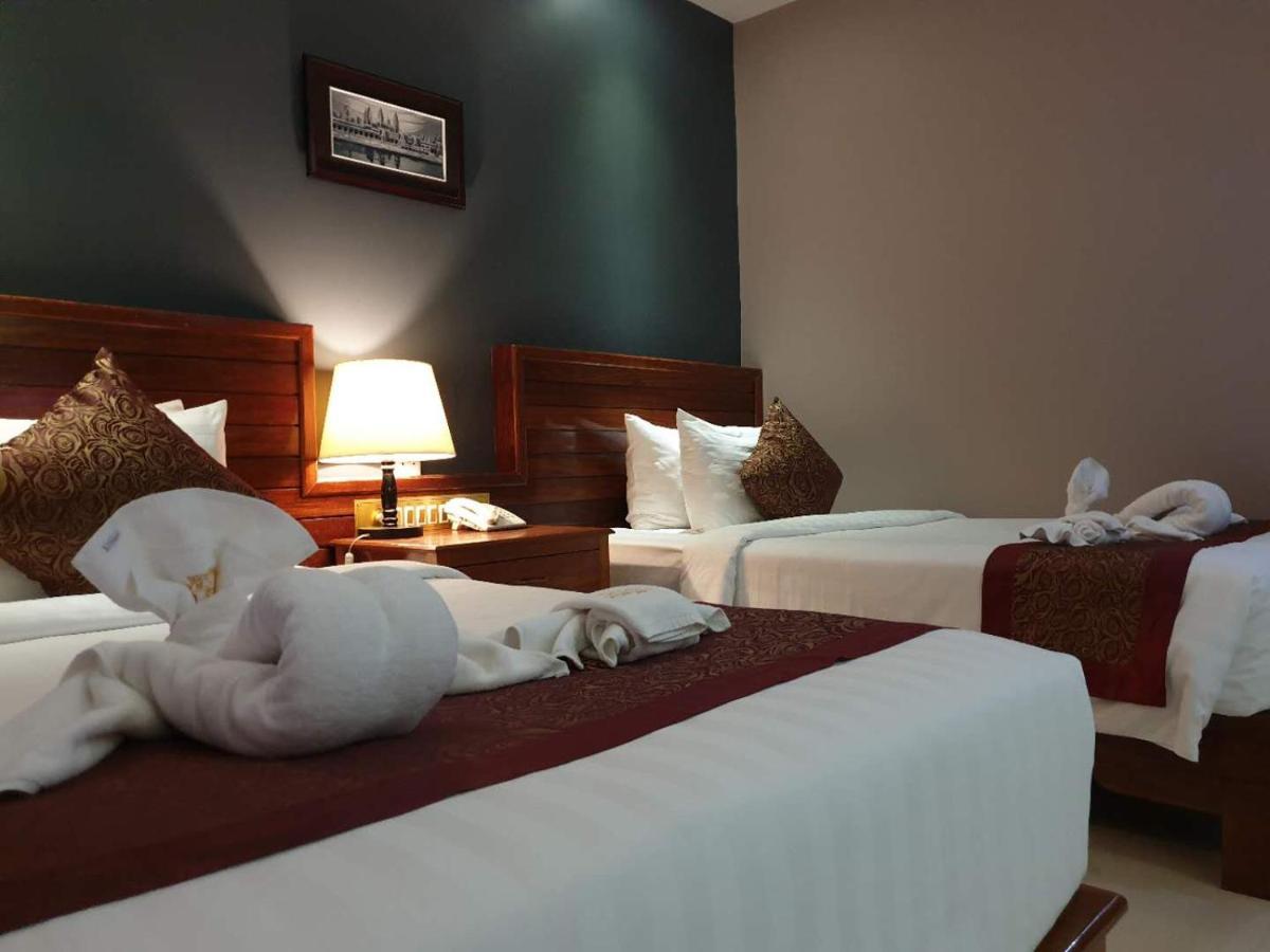 Aristocrat Residence & Hotel Sihanoukville Esterno foto