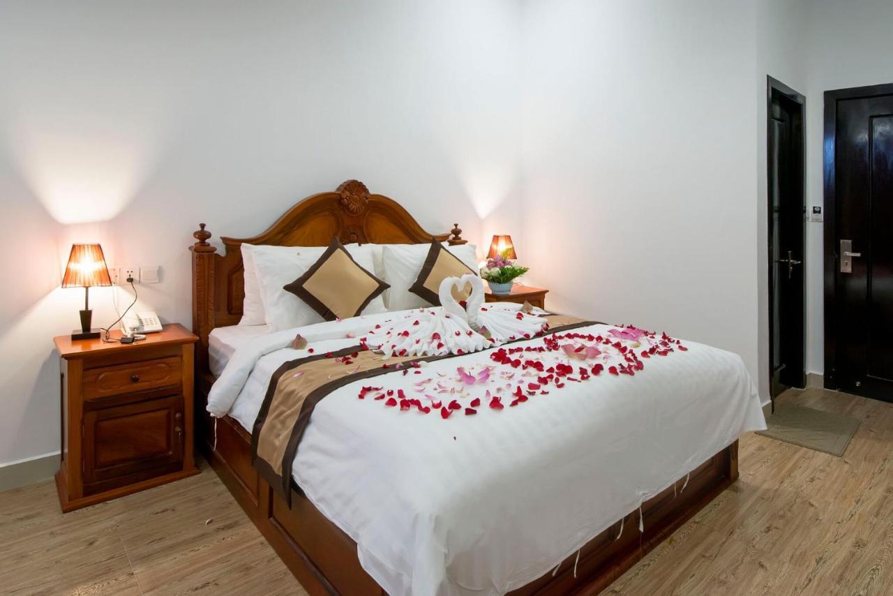 Aristocrat Residence & Hotel Sihanoukville Esterno foto