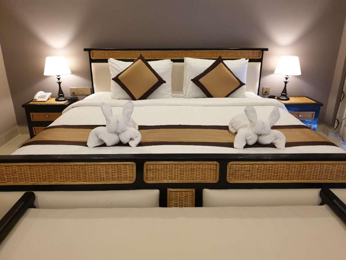 Aristocrat Residence & Hotel Sihanoukville Esterno foto