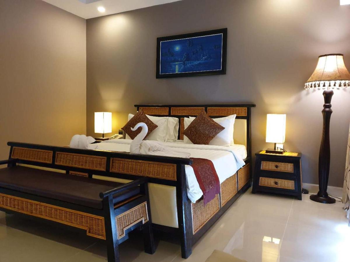 Aristocrat Residence & Hotel Sihanoukville Esterno foto