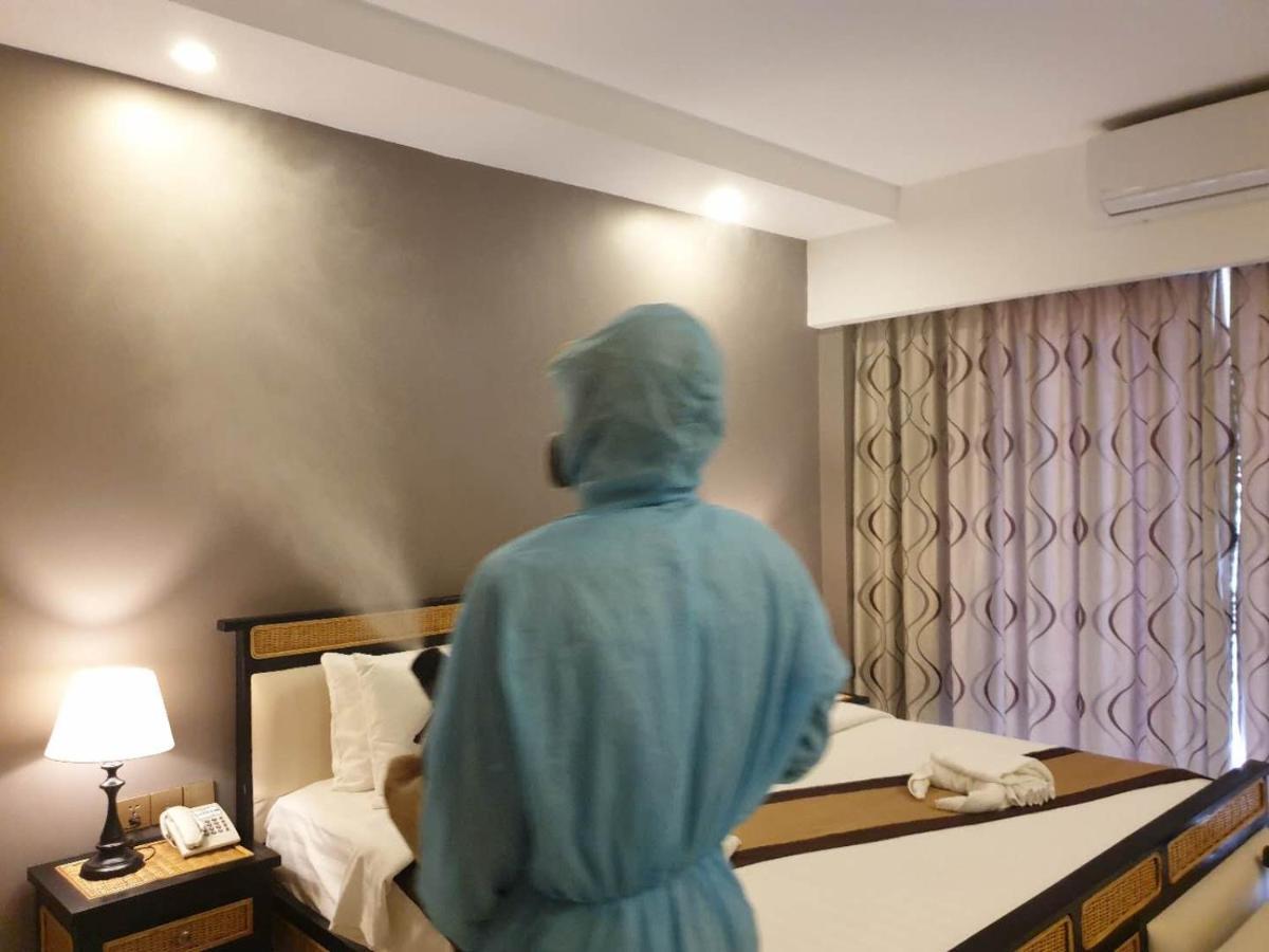 Aristocrat Residence & Hotel Sihanoukville Esterno foto